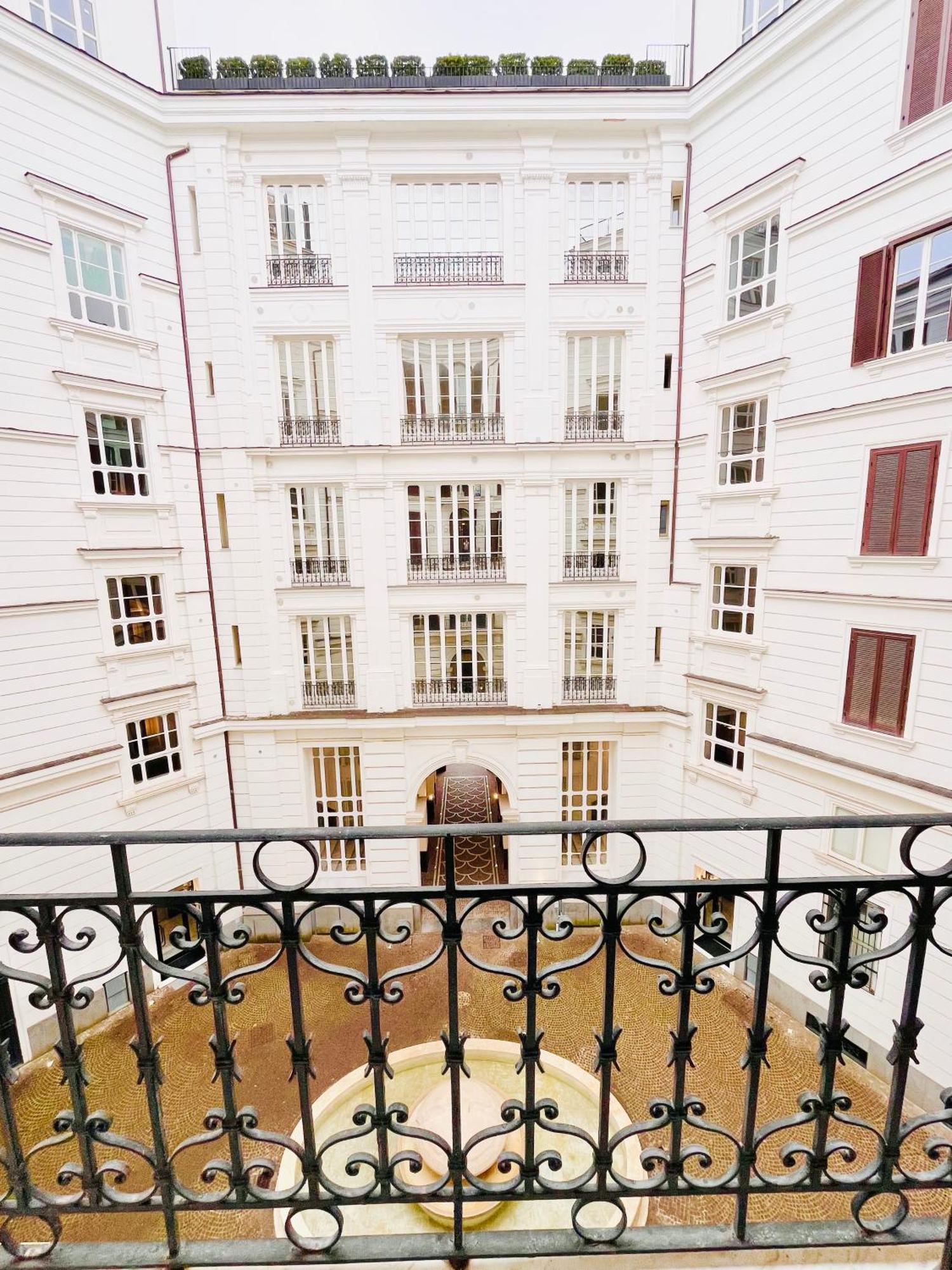 Piazza Amore Napoli Luxury Apartment Nel Cuore Di Napoli Exterior photo